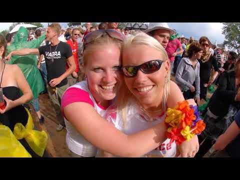 Sfeerbeeld bij Defqon 2007 5 hours Tatanka Promo Bass-D & KIng Matthew JDA+A.P.