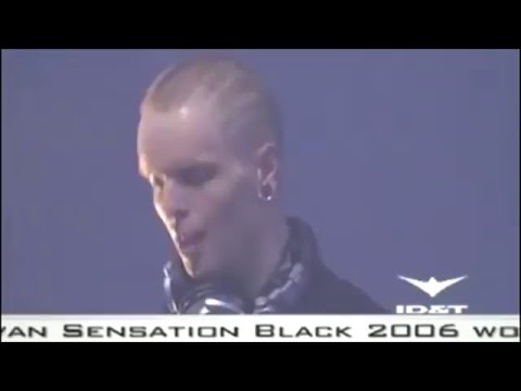 Sfeerbeeld bij Deepack @ Sensation Black 2005