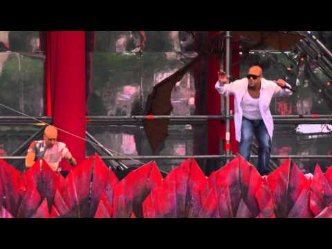 Sfeerbeeld bij Defqon.1 2012 Headhunterz Live (HD 1080p)