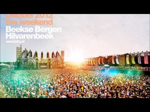Sfeerbeeld bij The Pitcher @ Decibel Outdoor 2012 (Mainstage) (Liveset)